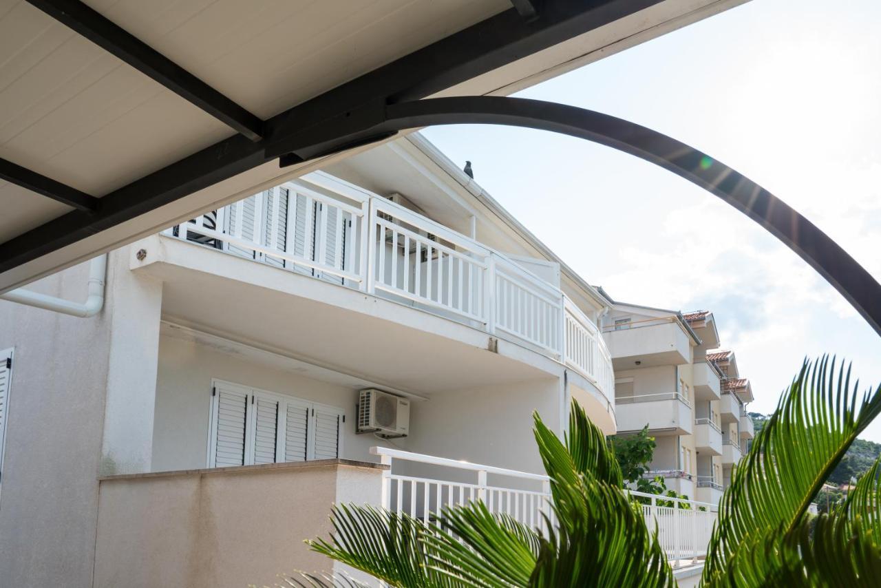 Vdl Apartments Traù Esterno foto